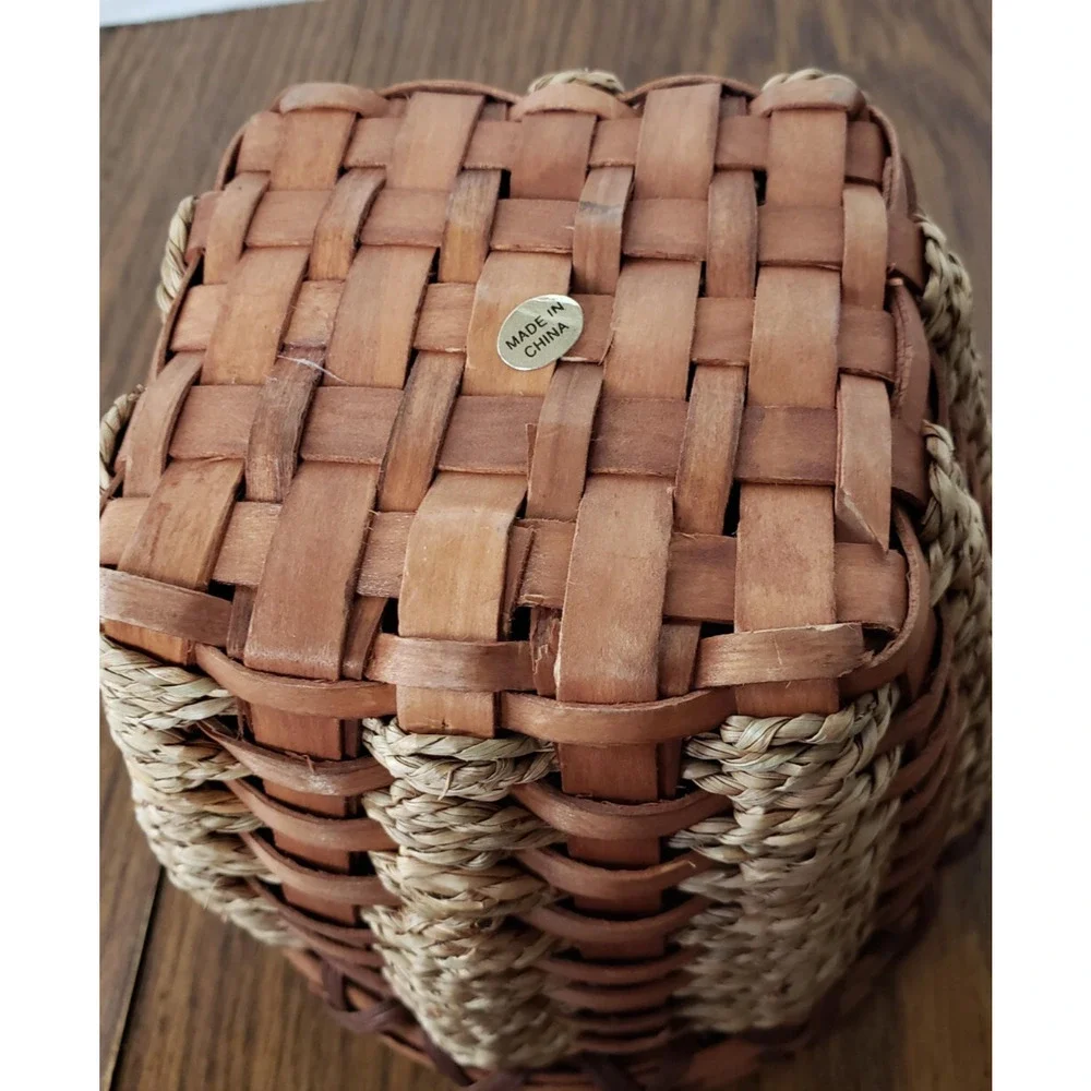 Woven Wicker and Rope Weaved Small 5 Inch Wooden Basket